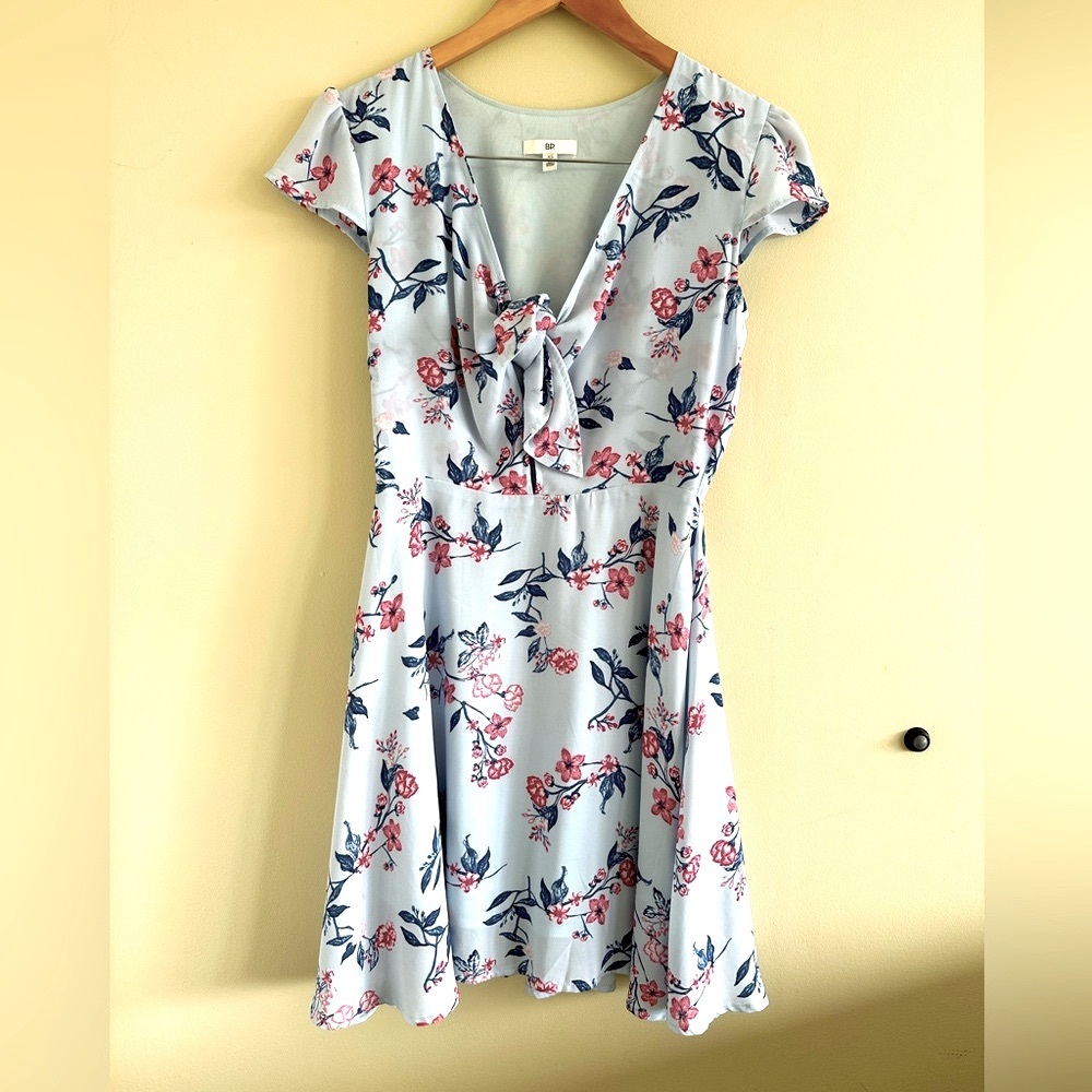 BP | Light Blue Floral Flowy Dress, Size XS ✨